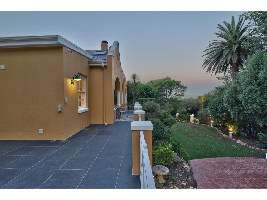 3 Bedroom Property for Sale in Gardens Western Cape